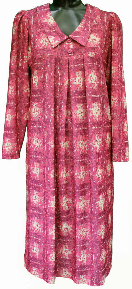 Ladies long sleeve Smock Dress in Red 